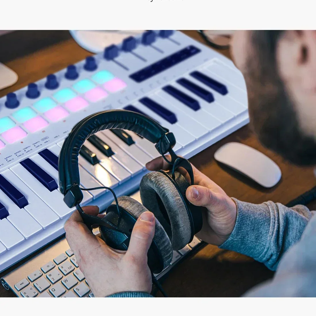 M-VAVE SMK-37 Pro Keyboard 37  - đánh giá và giá Midi Controller Pad
